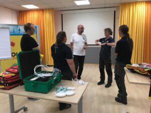 Tauchschule Scubamarine. Oxygen Provider Kurs im Legoland