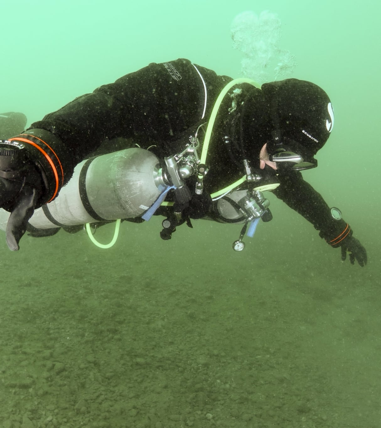 Scubamarine-Ulm-Tauchschule-sidemount3